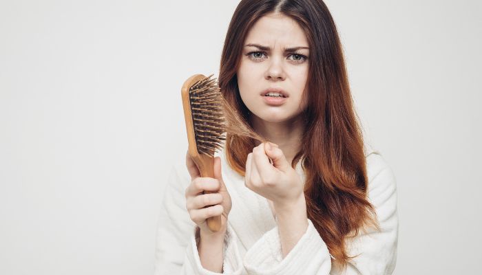 porque se cae el pelo en otoño